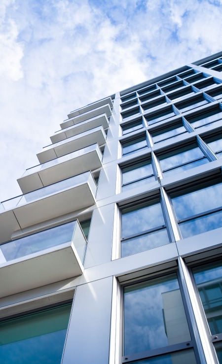 loi pinel – façade vitrée d’un programme neuf d’appartements
