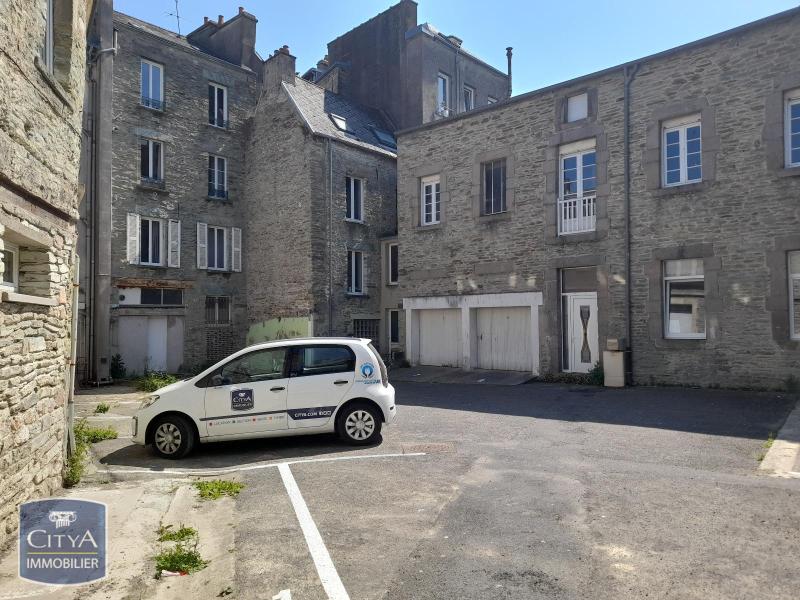Photo 0 parking Cherbourg-en-Cotentin