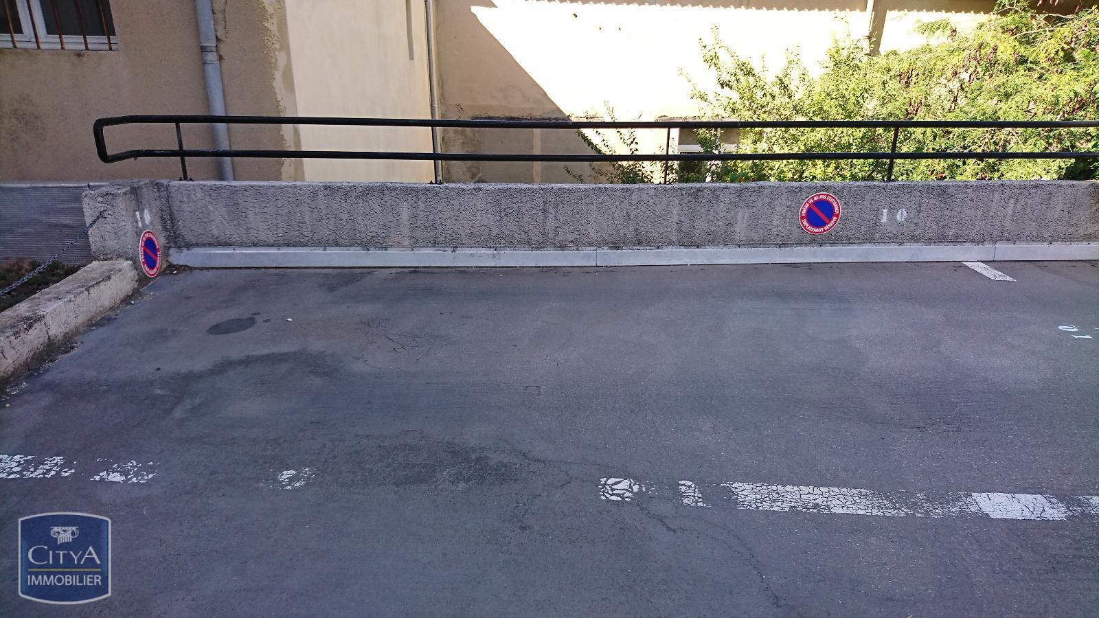 Photo 0 parking Salon-de-Provence