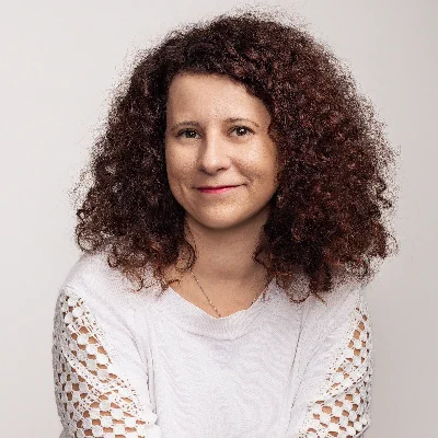 Photo de Sabrina Tirloir, Directrice