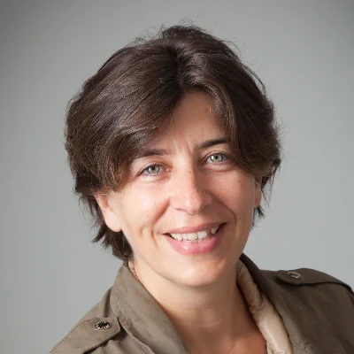 Photo de Sandra Peteilh, Directrice