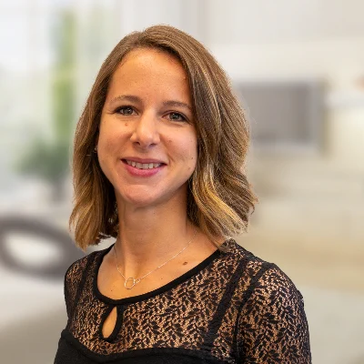 Photo de Cécile Izquierdo, Directrice