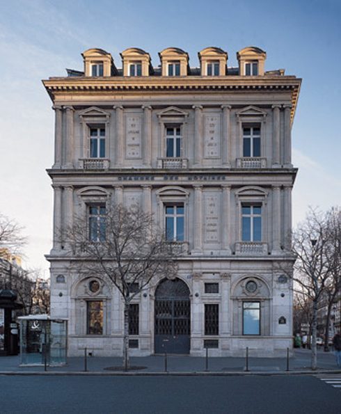 Paris/Logements anciens: prix stables...