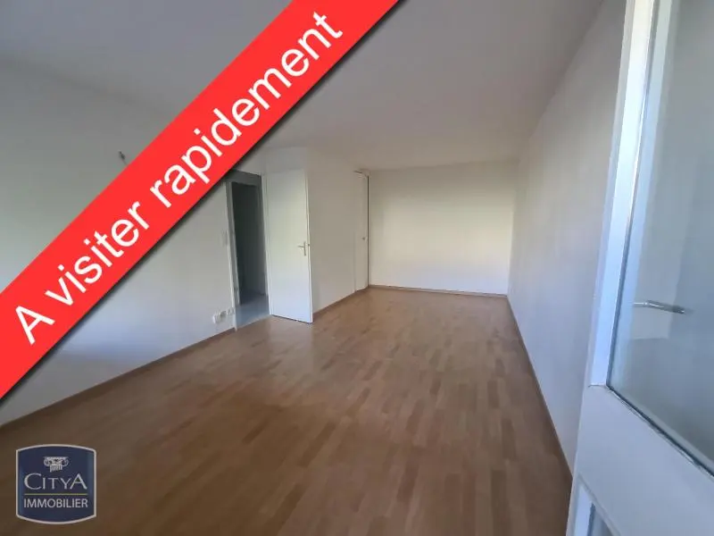 Photo 1 Appartement 1 pièce 34m²
