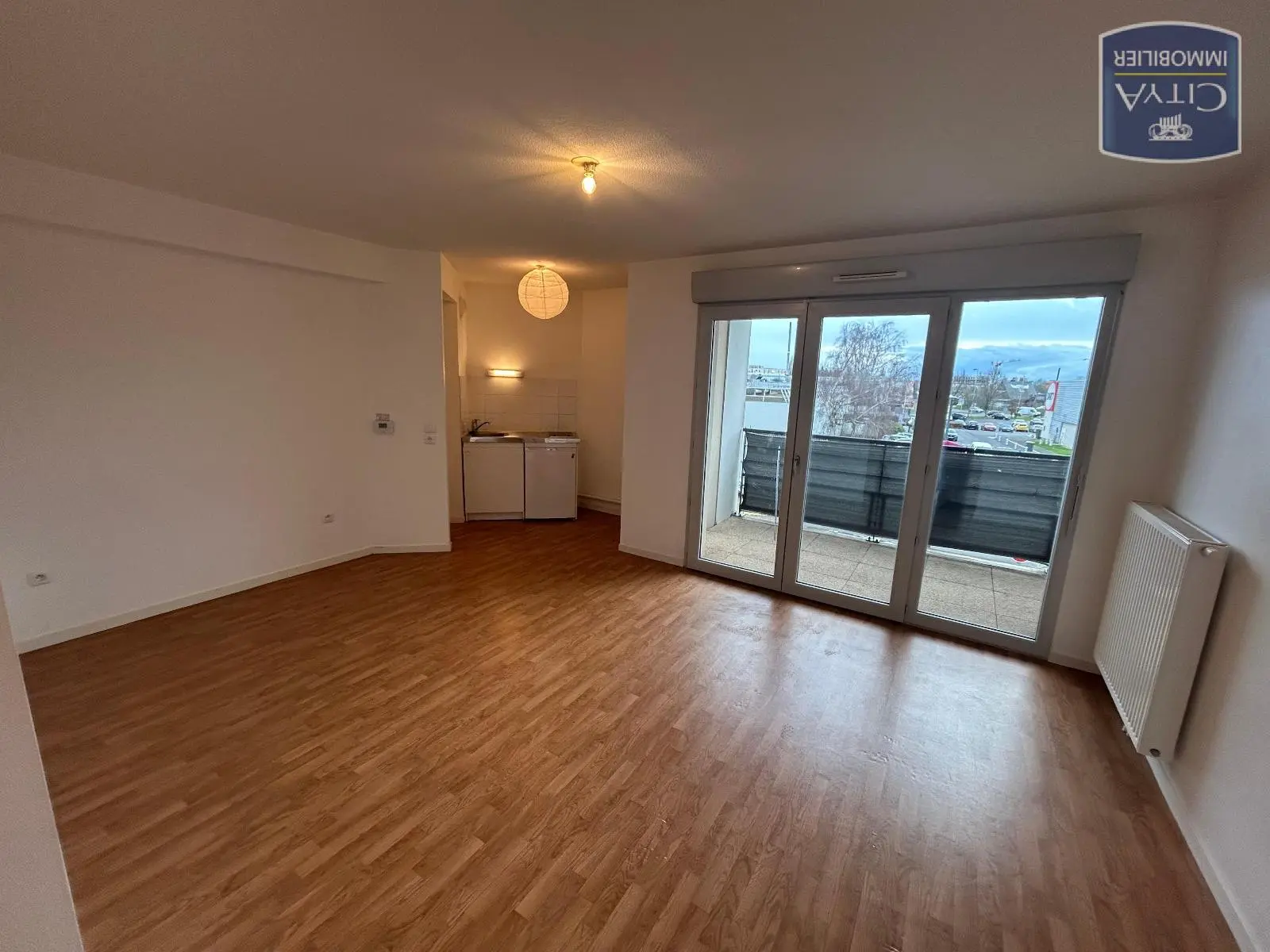 Photo 1 Appartement 1 pièce 27.85m²