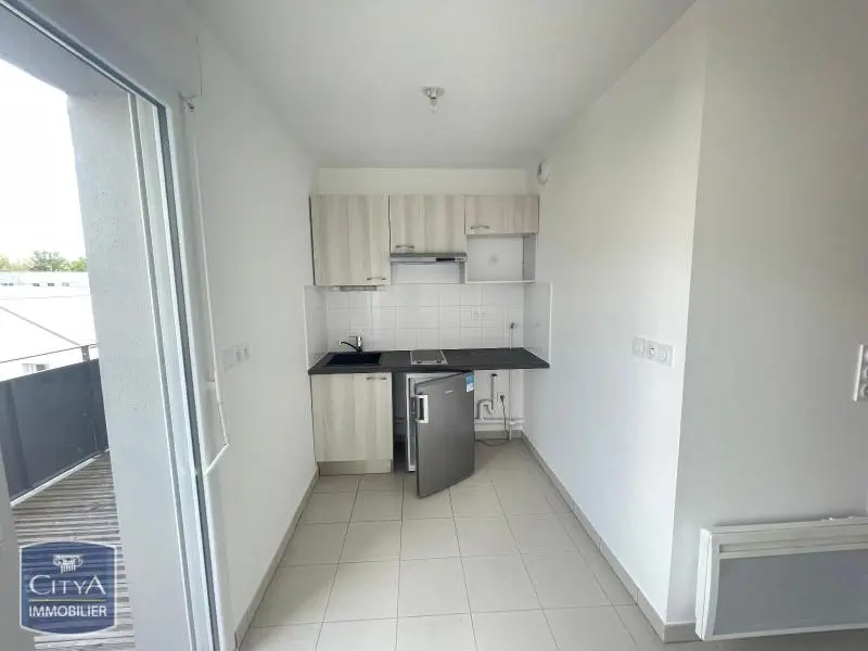 Photo 2 Appartement 1 pièce 22.75m²