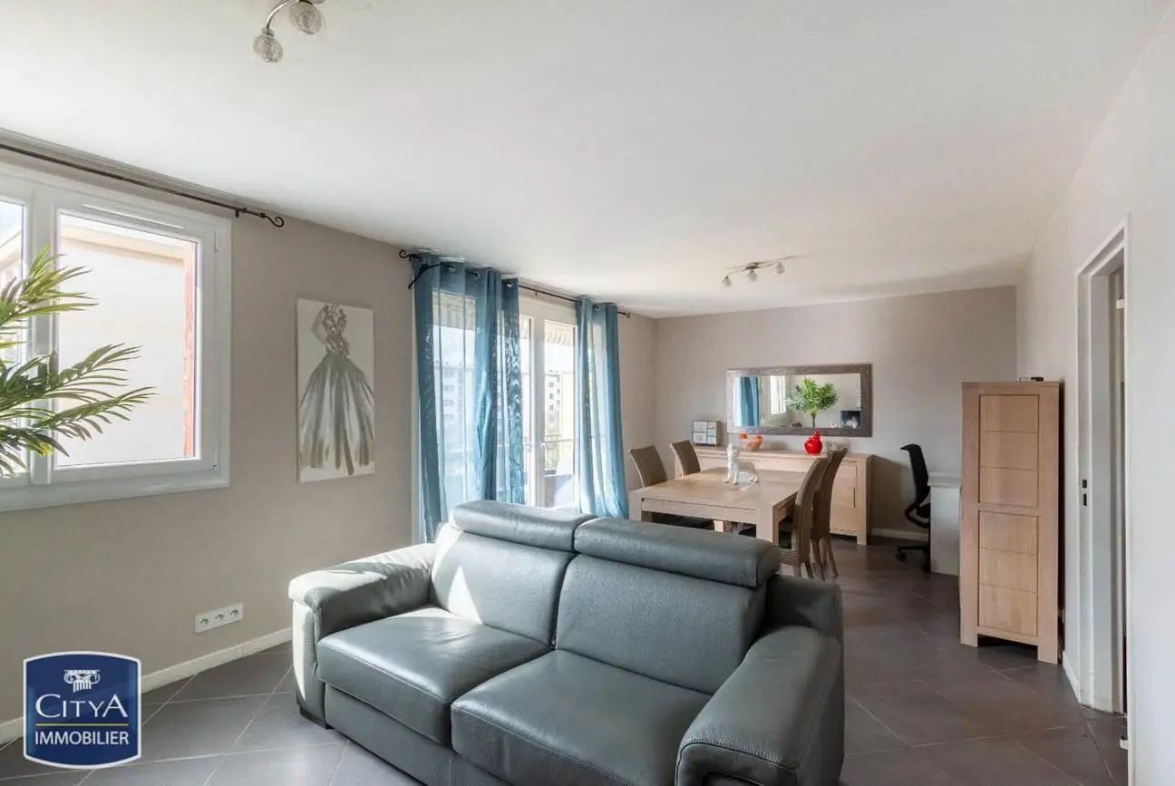 Photo 1 Appartement 3 pièces 66.7m²