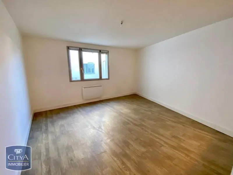 Photo 1 Appartement 1 pièce 29.59m²