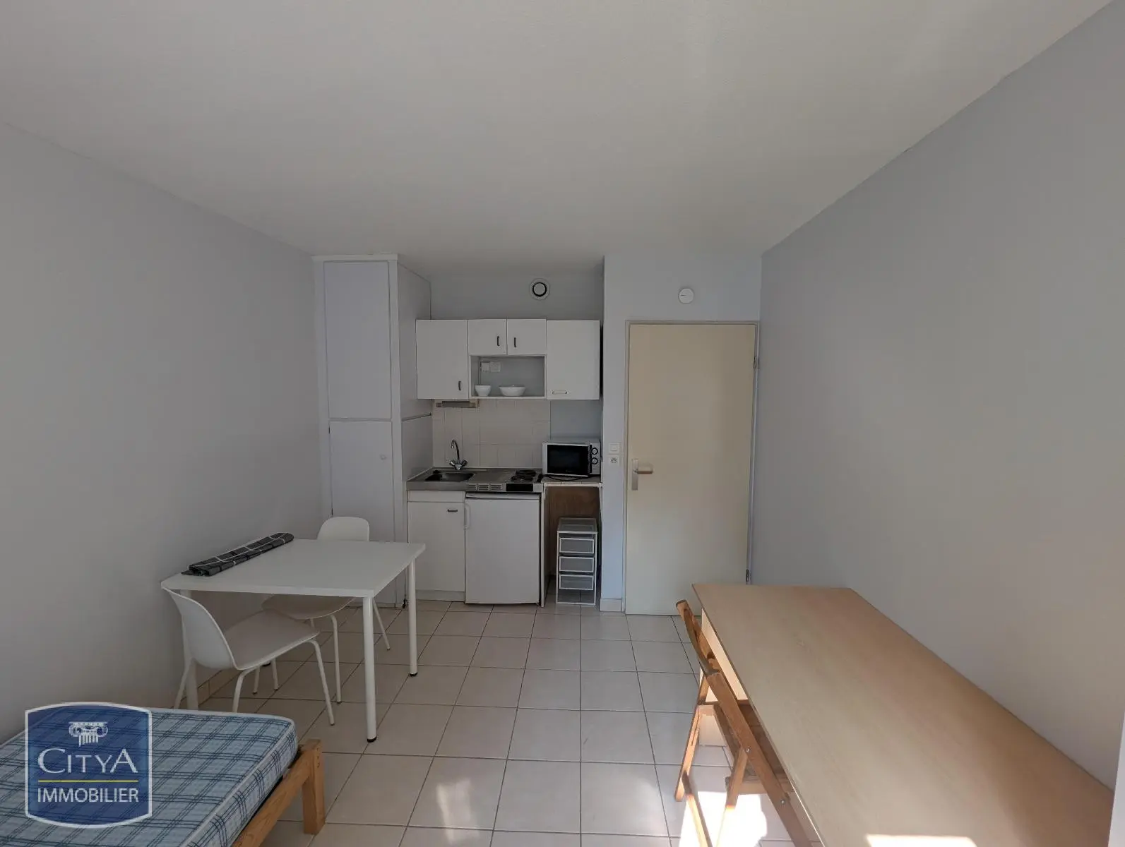 Photo 1 Appartement 1 pièce 17.41m²