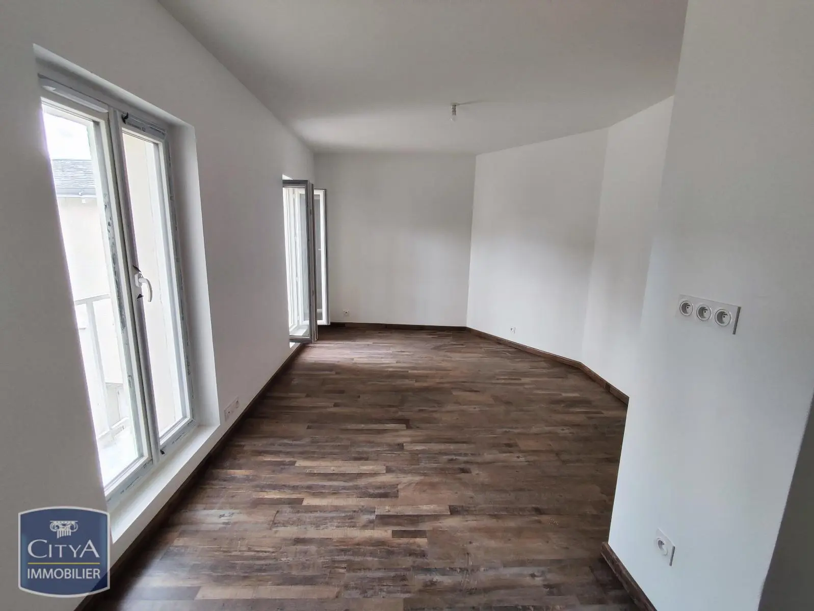 Photo 1 Appartement 1 pièce 23.8m²