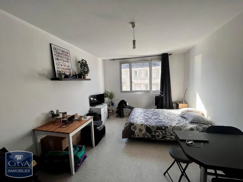 Photo 3 Appartement 1 pièce 23.4m²