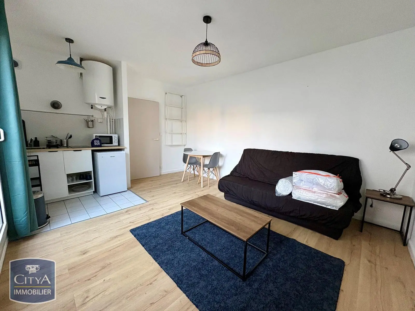 Photo 1 Appartement 1 pièce 24.2m²