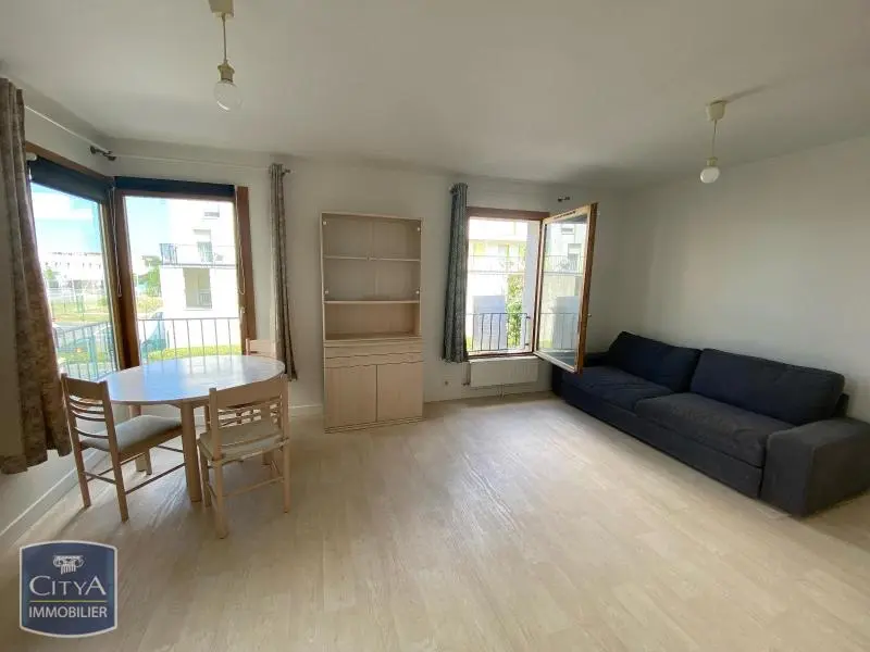 Photo 1 Appartement 1 pièce 37.93m²