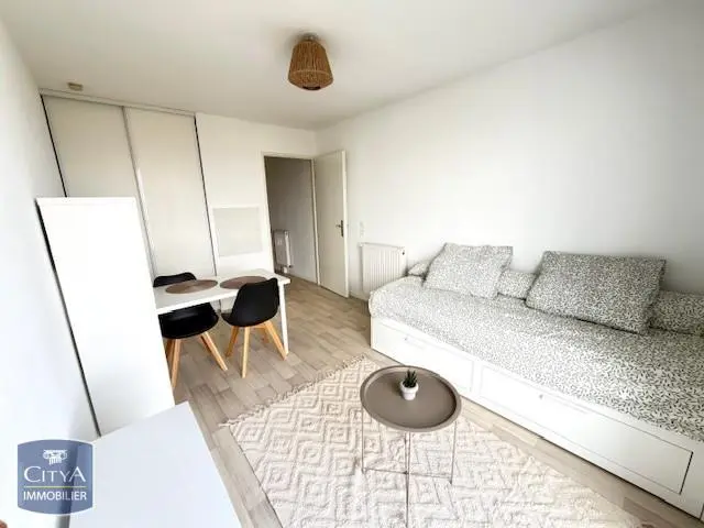 Photo 2 Appartement 1 pièce 19.54m²