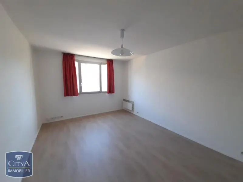 Photo 1 Appartement 1 pièce 23m²