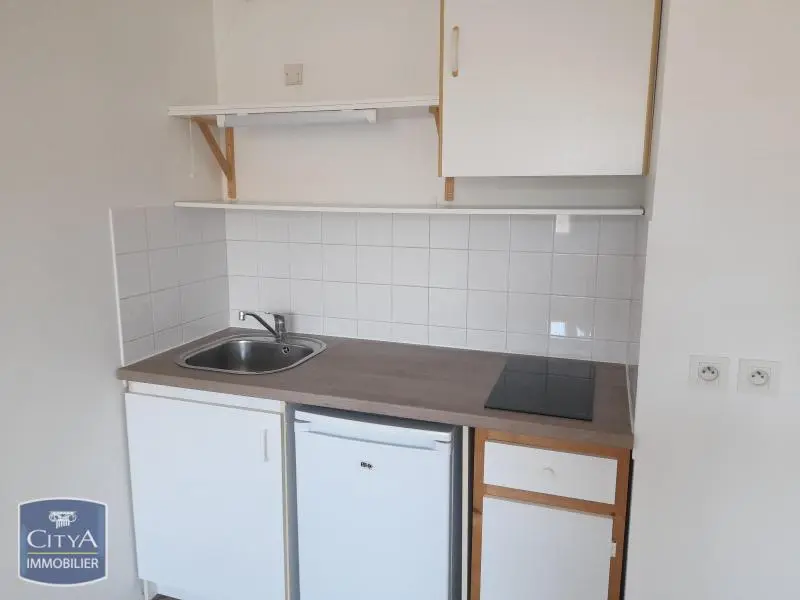 Photo 2 Appartement 1 pièce 23m²