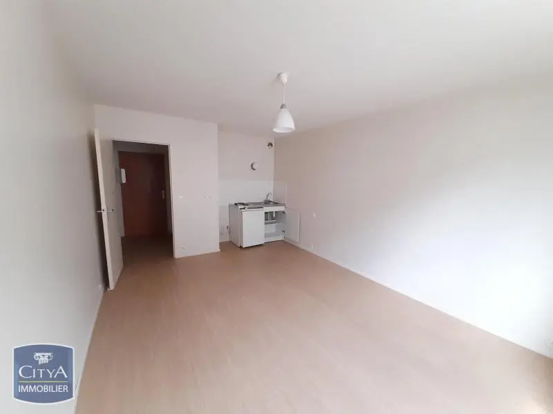 Photo 1 Appartement 1 pièce 21.13m²