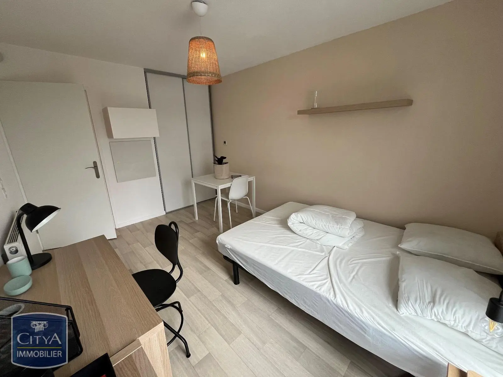 Photo 2 Appartement 1 pièce 19.54m²