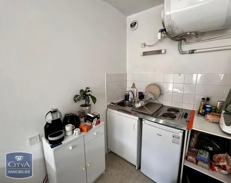 Photo 2 Appartement 1 pièce 23.4m²