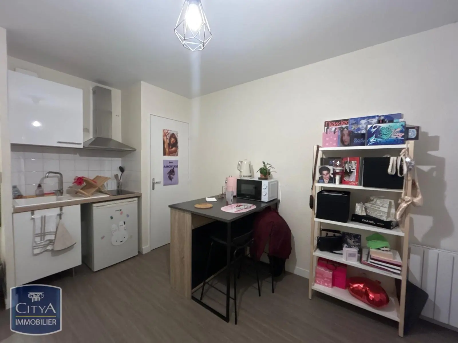 Photo 2 Appartement 1 pièce 19.53m²