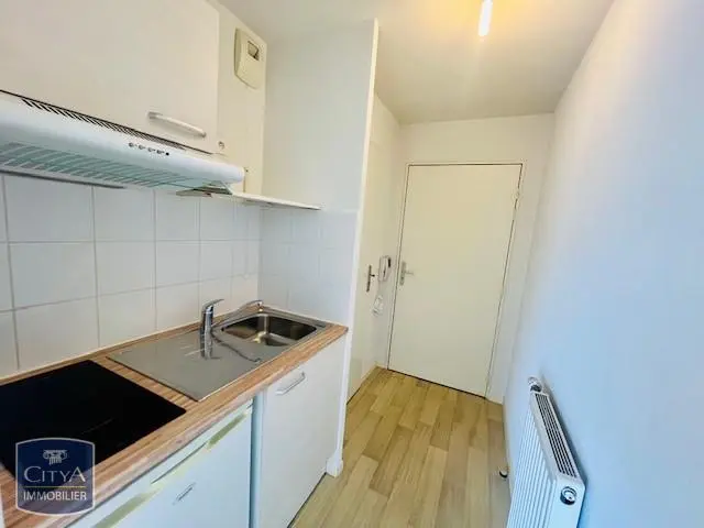 Photo 1 Appartement 1 pièce 19.54m²
