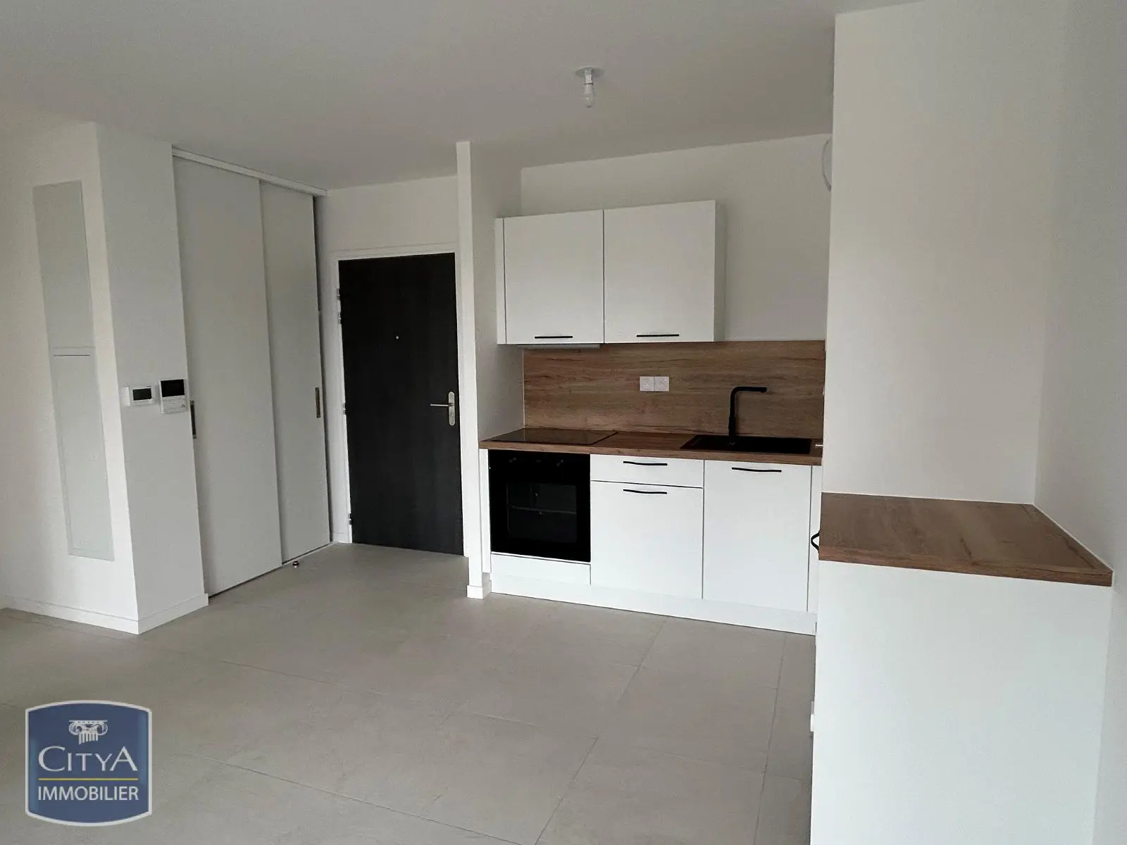 Photo 2 Appartement 2 pièces 37.7m²