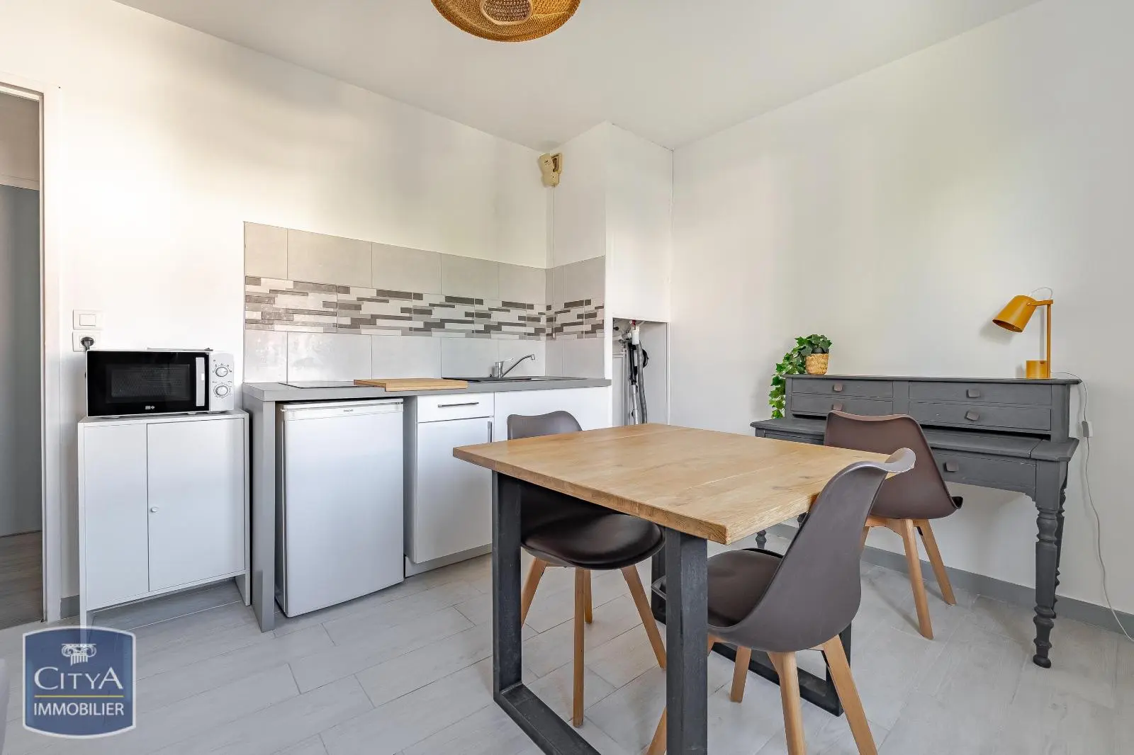 Photo 1 Appartement 1 pièce 17.51m²