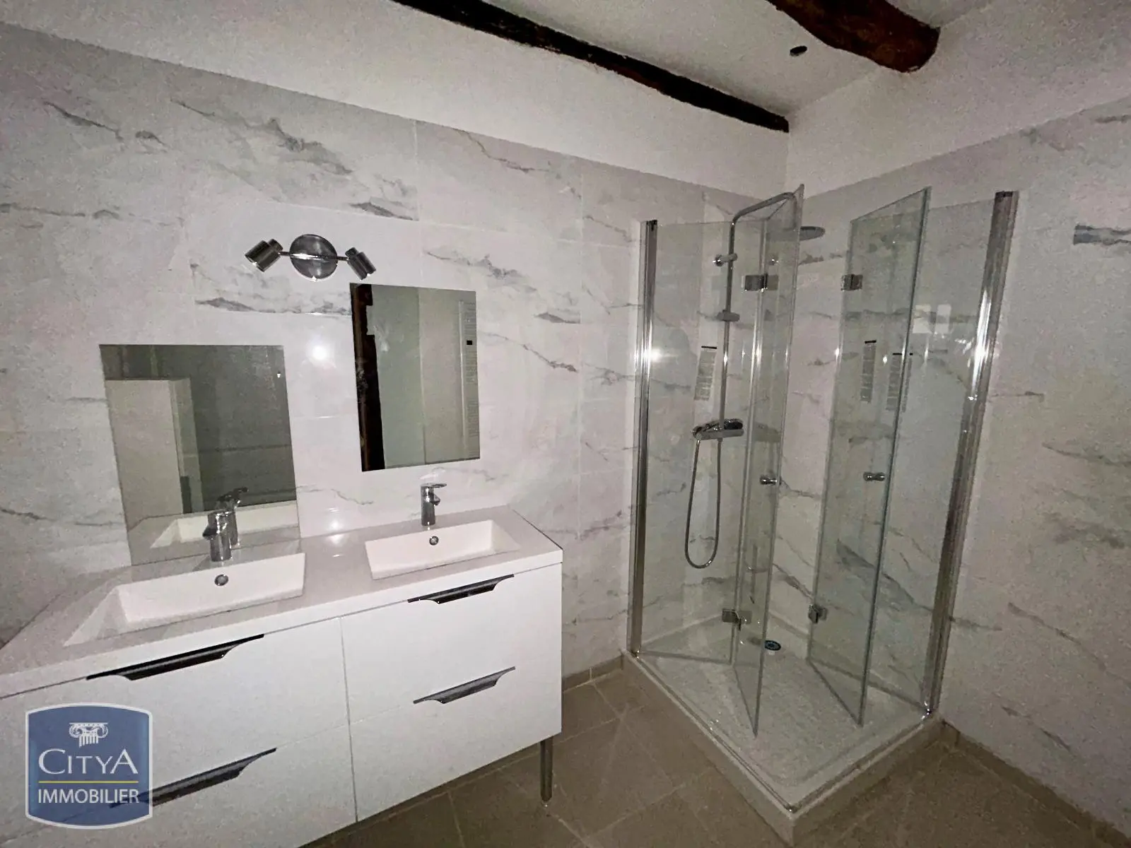 Photo 10 Appartement 4 pièces 103.93m²
