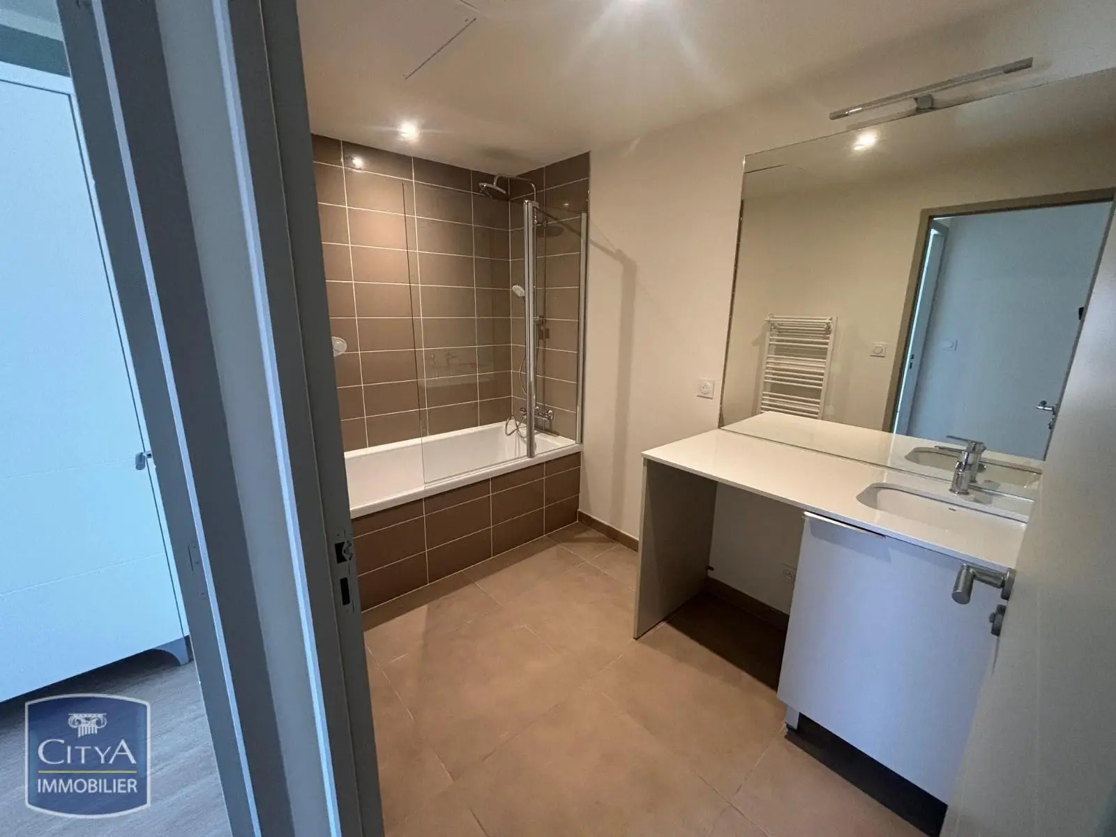 Photo 11 Appartement 3 pièces 66.37m²