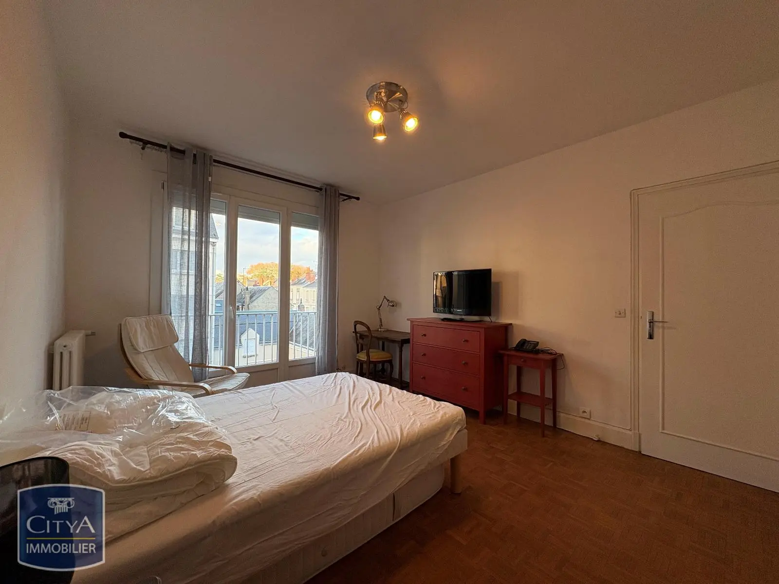 Photo 1 Appartement 1 pièce 31m²