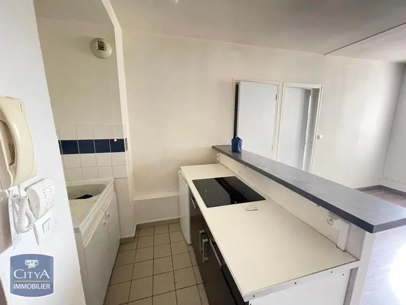 Photo 2 Appartement 2 pièces 37.9m²