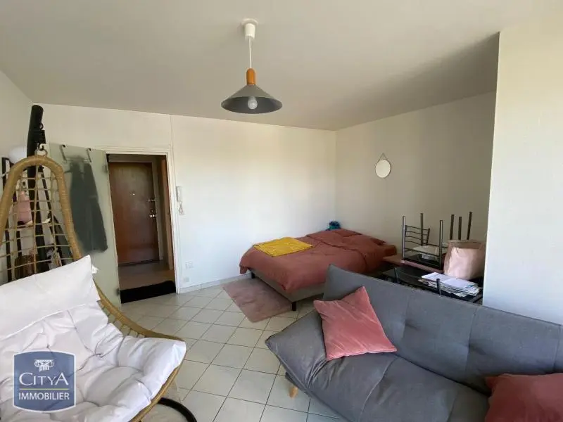 Photo 1 Appartement 1 pièce 31m²