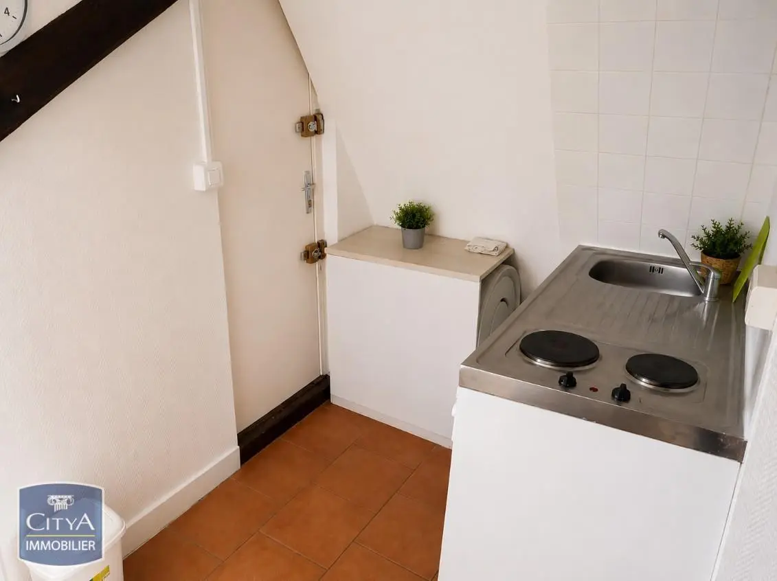 Photo 2 Appartement 1 pièce 18m²