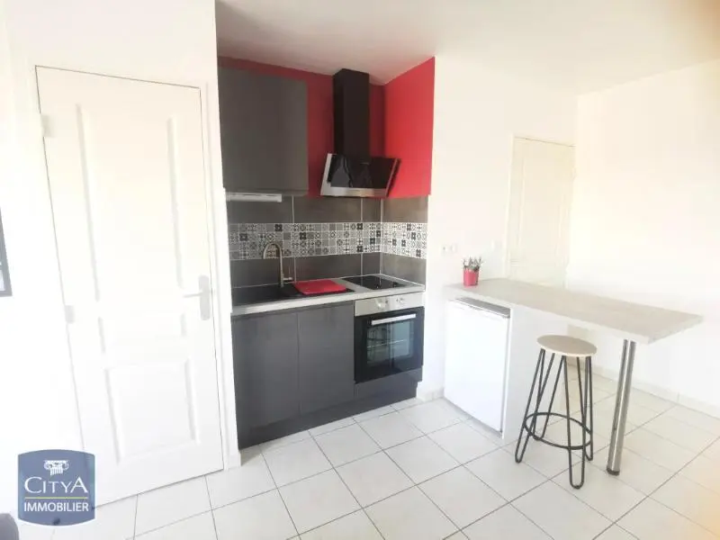 Photo 2 Appartement 1 pièce 33.74m²