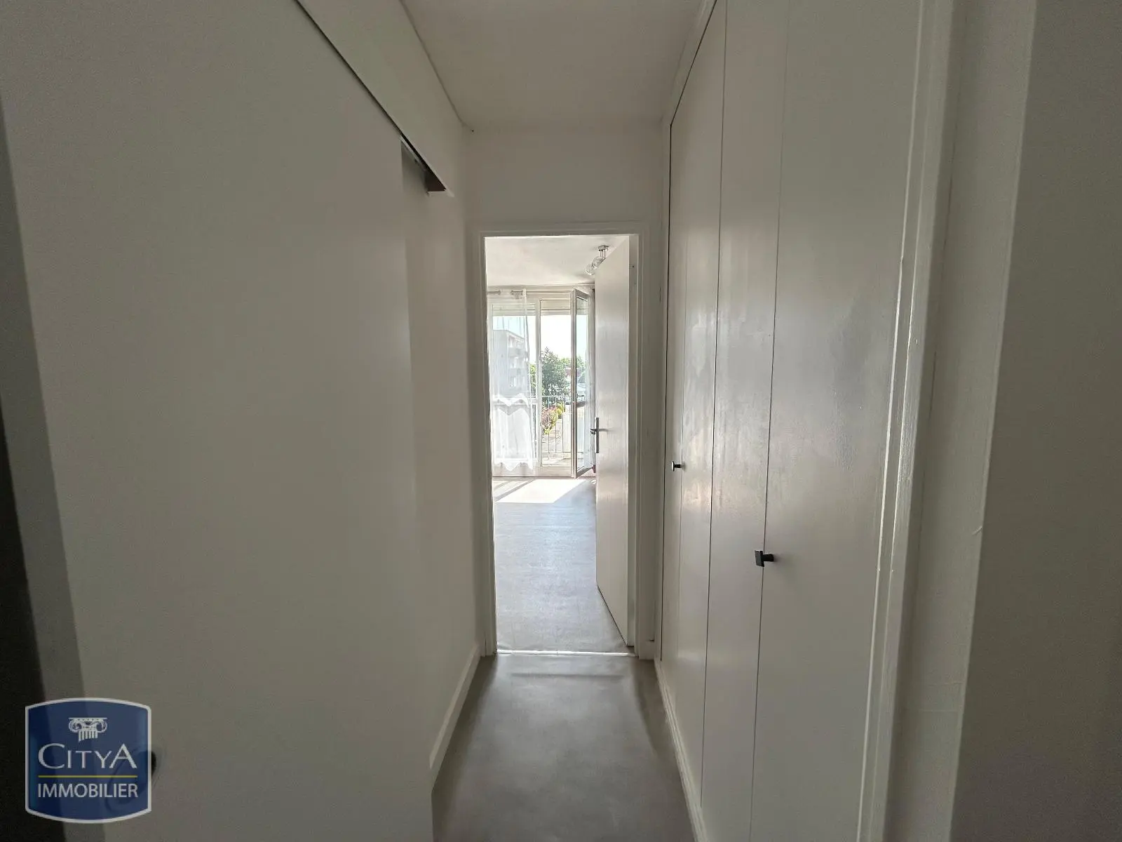 Photo 5 Appartement 1 pièce 27.67m²