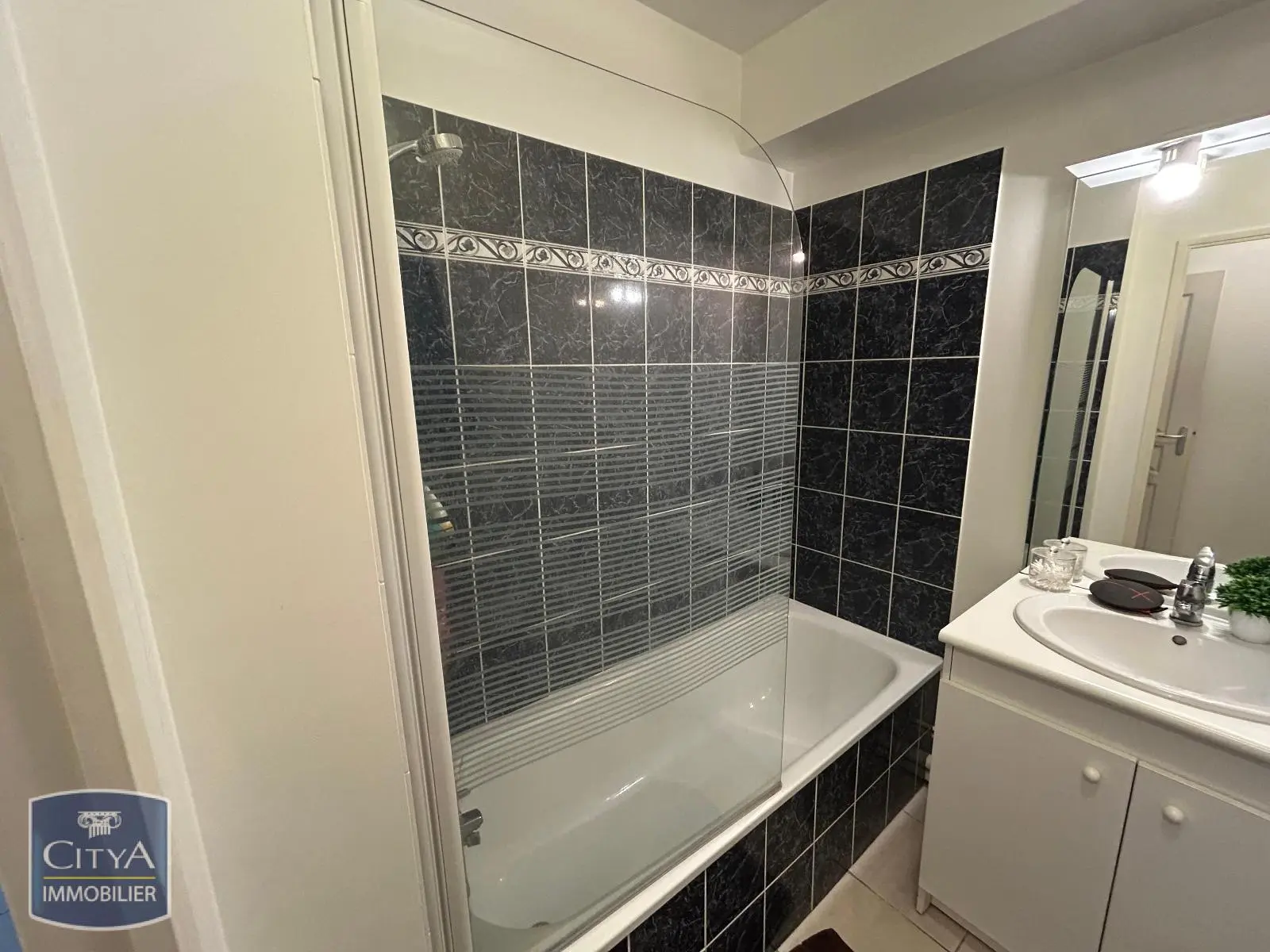 Photo 4 Appartement 1 pièce 30.44m²