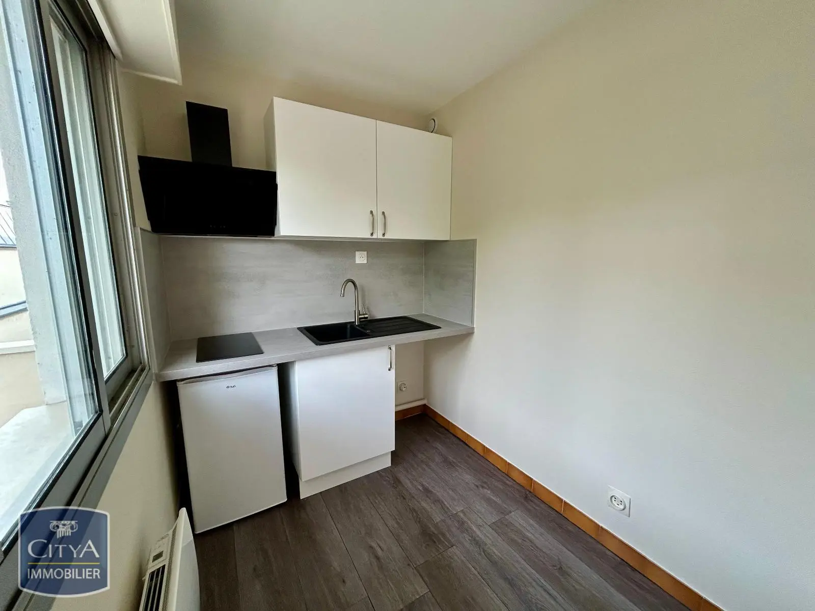 Photo 2 Appartement 1 pièce 30.06m²