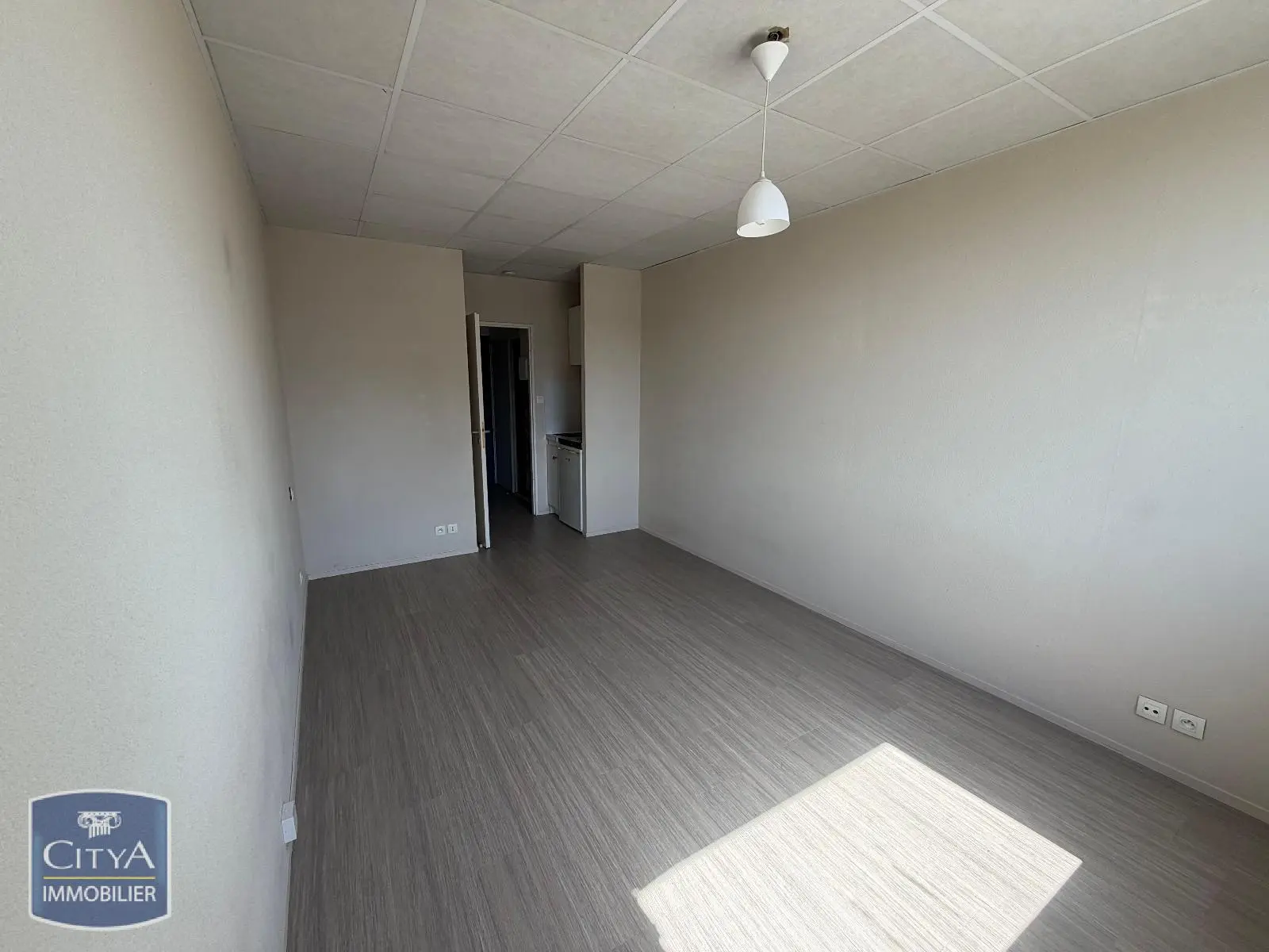 Photo 2 Appartement 1 pièce 20.6m²