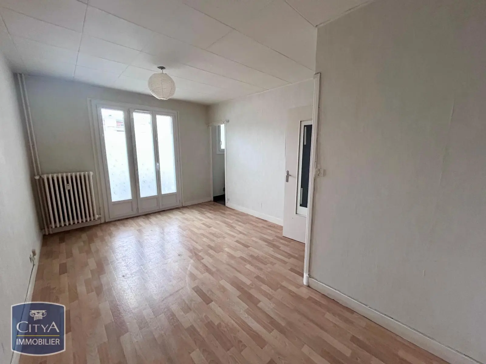 Photo 2 Appartement 1 pièce 20.83m²