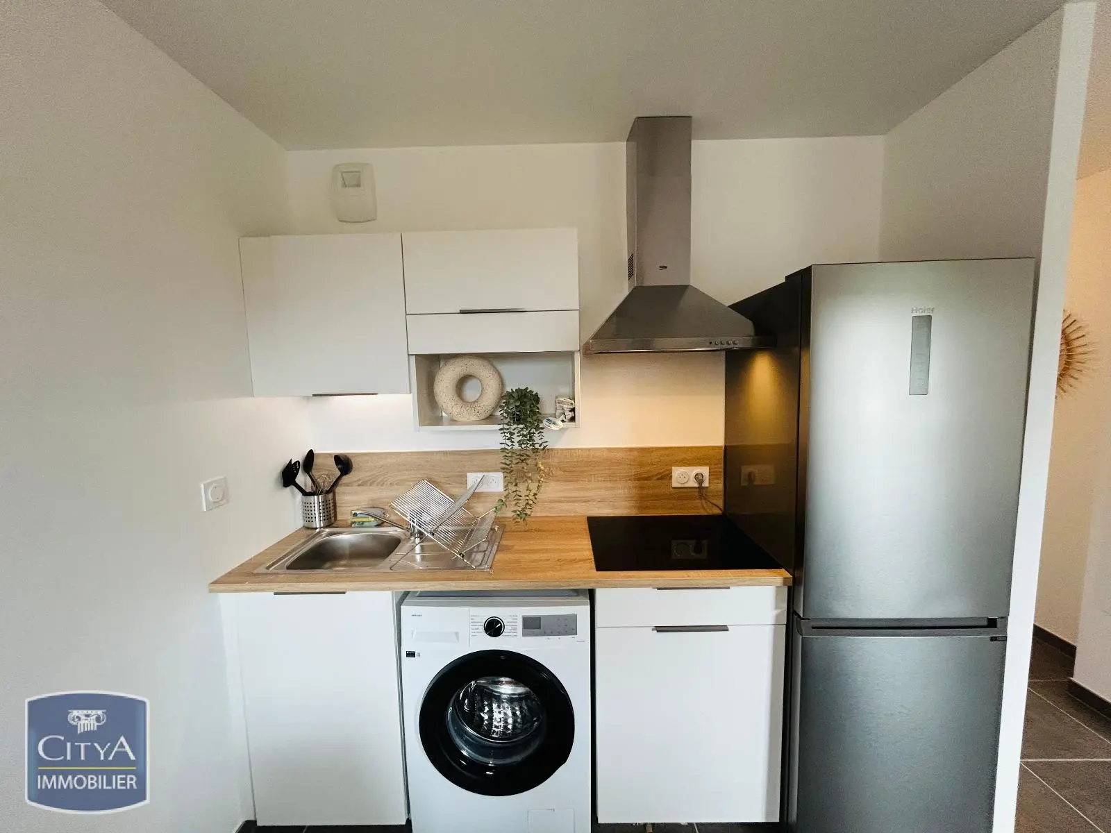 Photo 2 Appartement 1 pièce 31.65m²