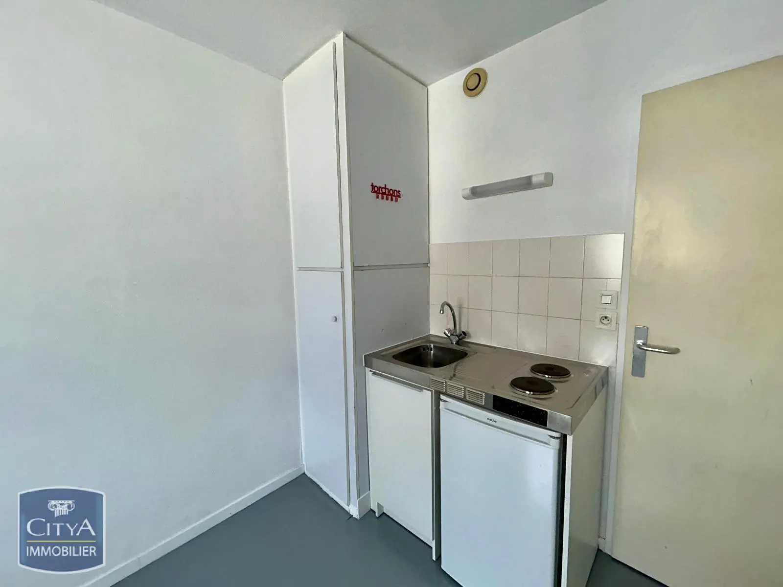 Photo 3 Appartement 1 pièce 12.72m²