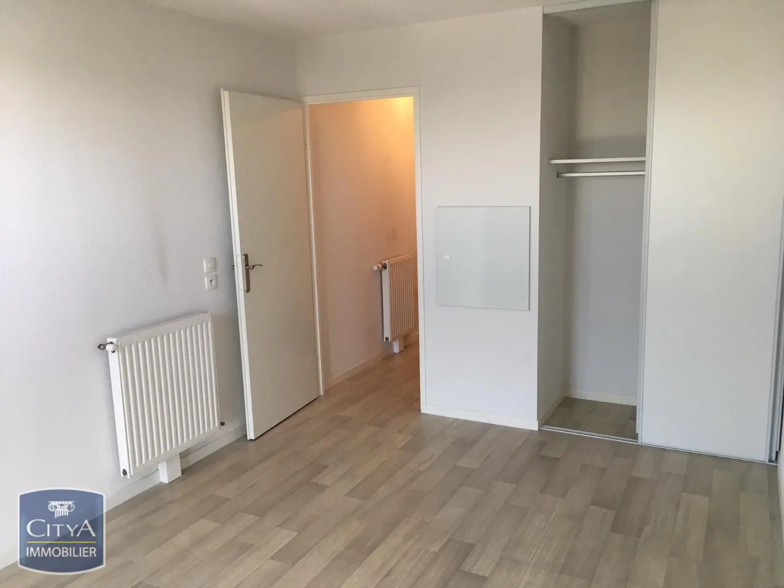 Photo 1 Appartement 1 pièce 19.54m²