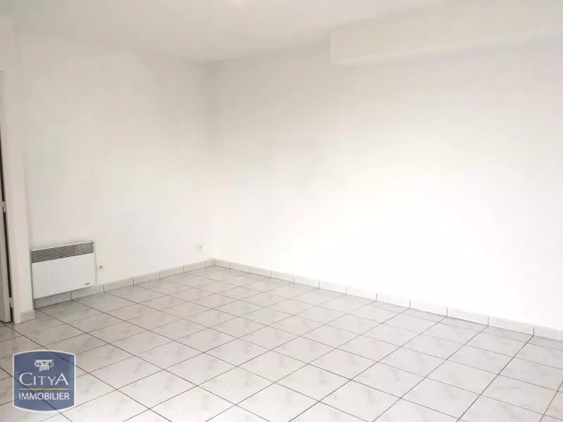 Illustration pour Appartement 2 pièces 45m² Photo Appartement 2 pièces 45m²