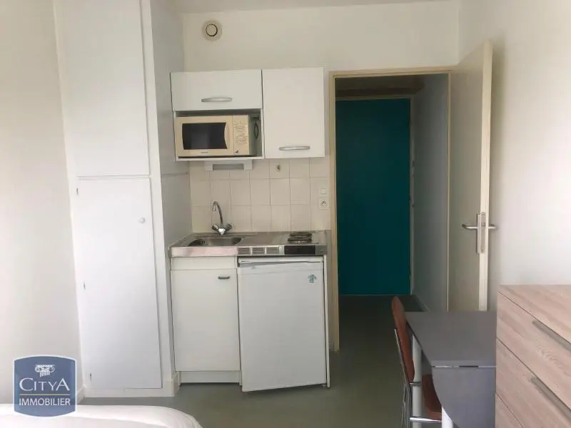 Photo 2 Appartement 1 pièce 12.69m²