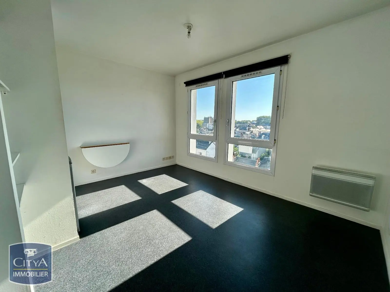 Photo 1 Appartement 1 pièce 17.5m²