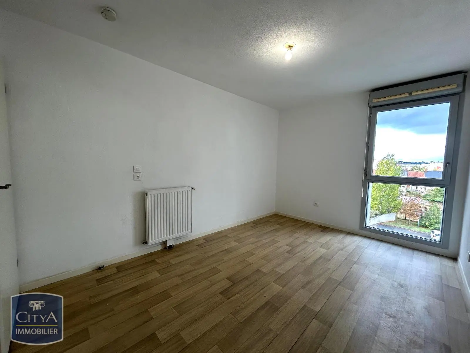 Photo 1 Appartement 1 pièce 19.54m²