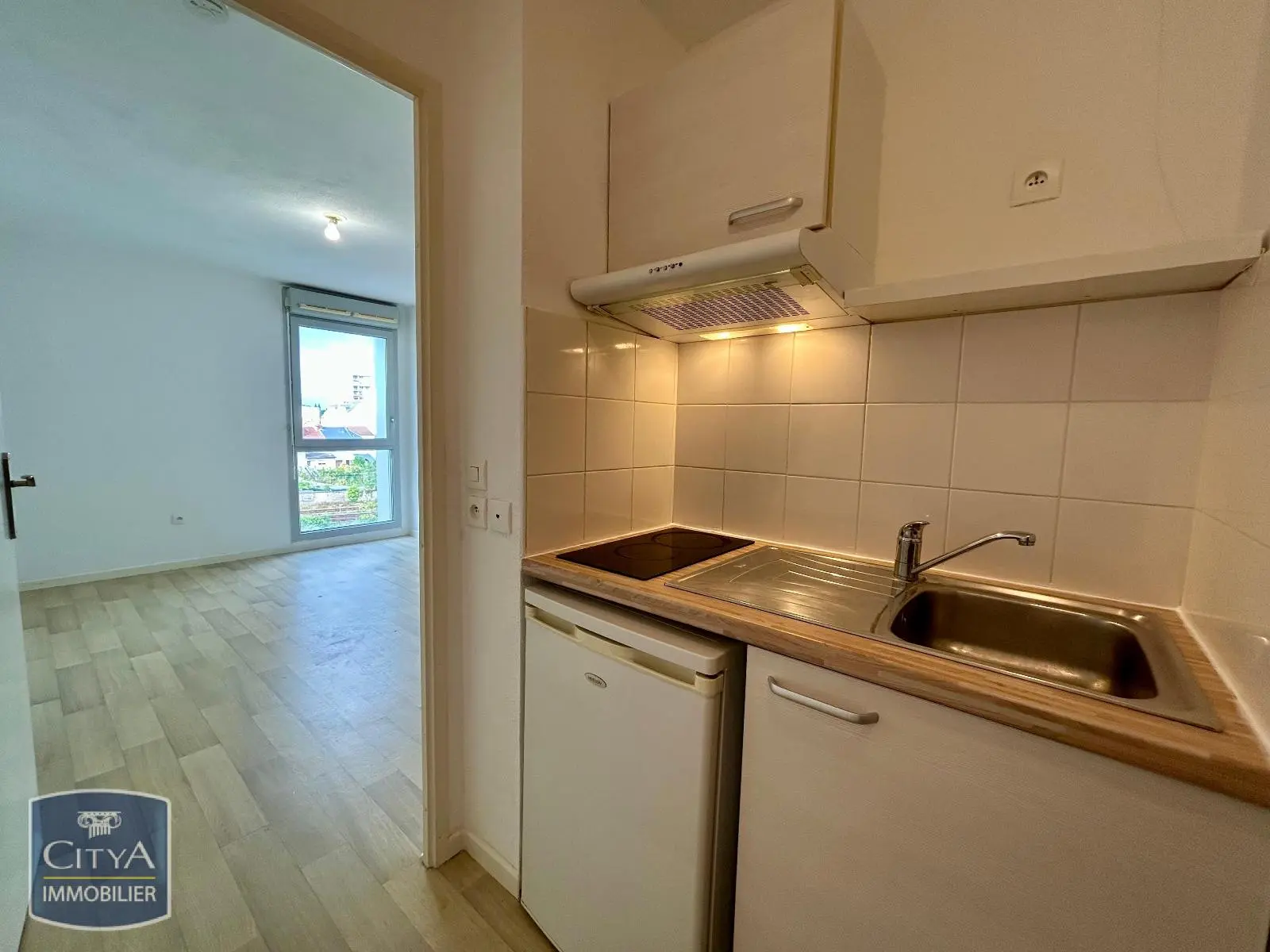 Photo 4 Appartement 1 pièce 19.54m²