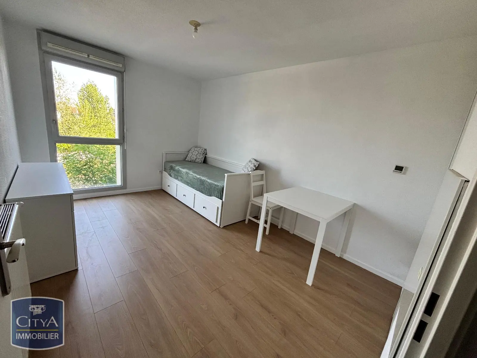 Photo 1 Appartement 1 pièce 19.54m²