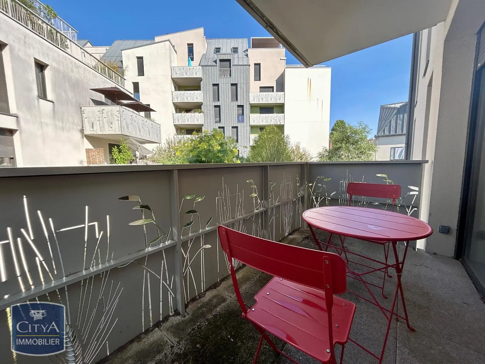 Photo 2 Appartement 1 pièce 28.61m²