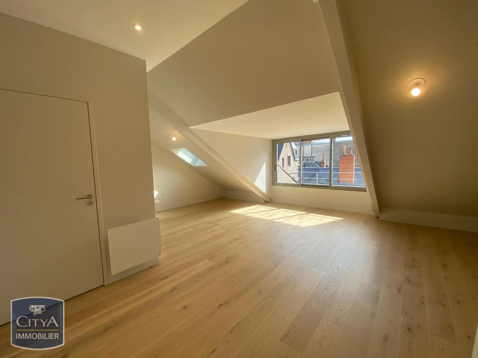 Photo 3 Appartement 1 pièce 34.9m²